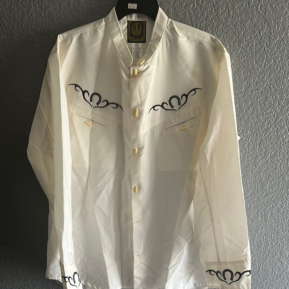 Cream Button-Up Shirt with Black Embroidery Camisa  charros